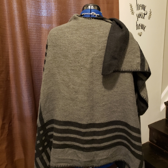 2 for $10 acrylic wraps - Picture 5 of 5